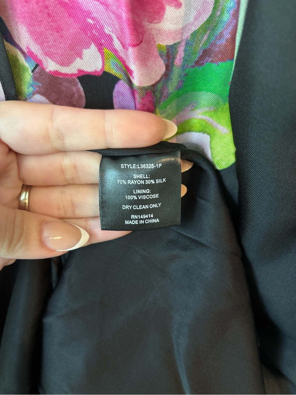 Johnny Was Jade Hailee Western Kasumi Black Floral Silk Flounce Shift Dress - Picture 9 of 9